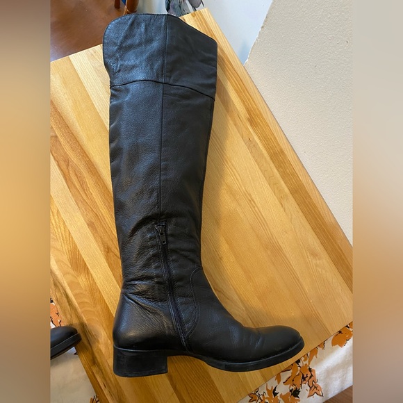 Black Over-the-Knee Women's Leather Boots - Picture 9 of 11